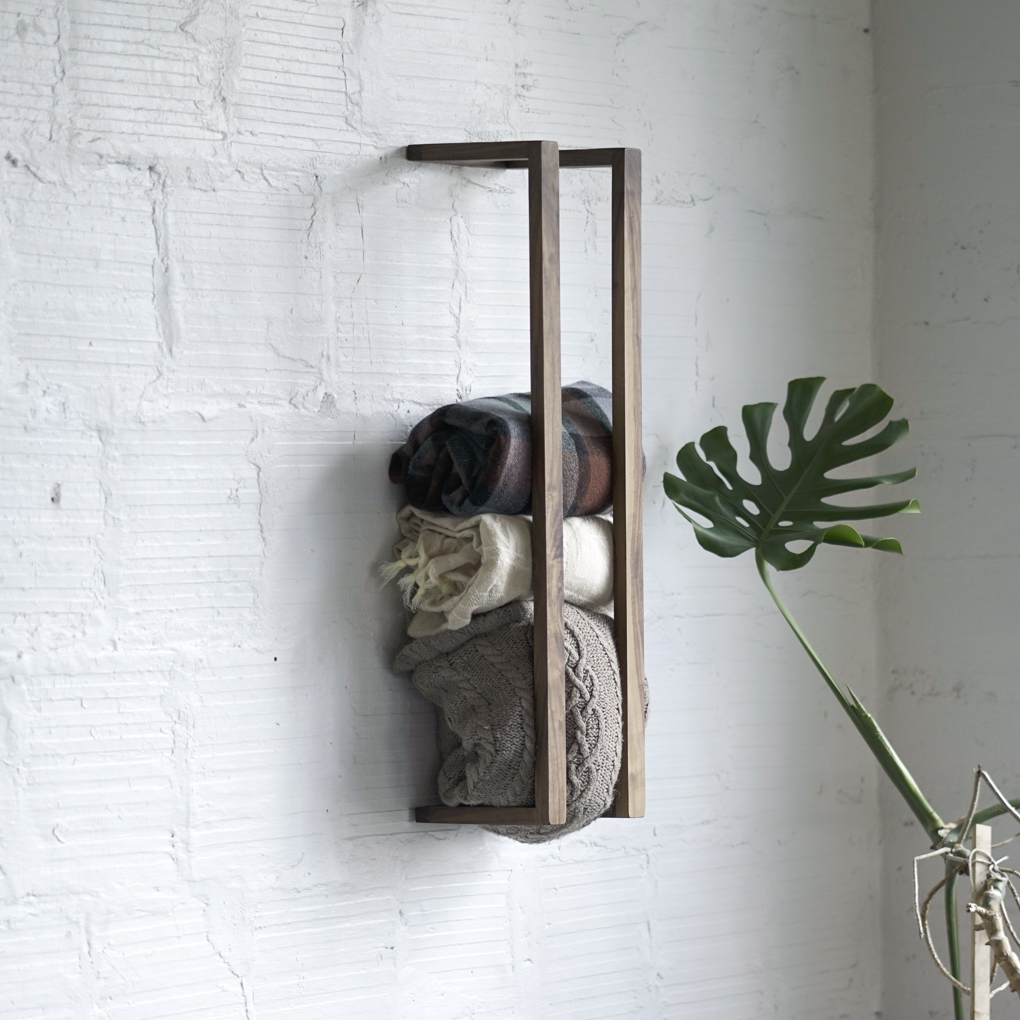 Blanket wall holder sale